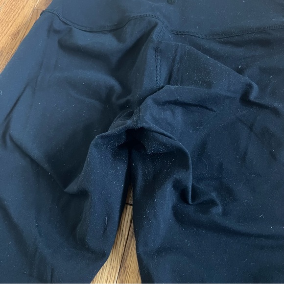 Black Lulu Lemon Leggings with See-Thru Pattern. - Picture 5 of 5